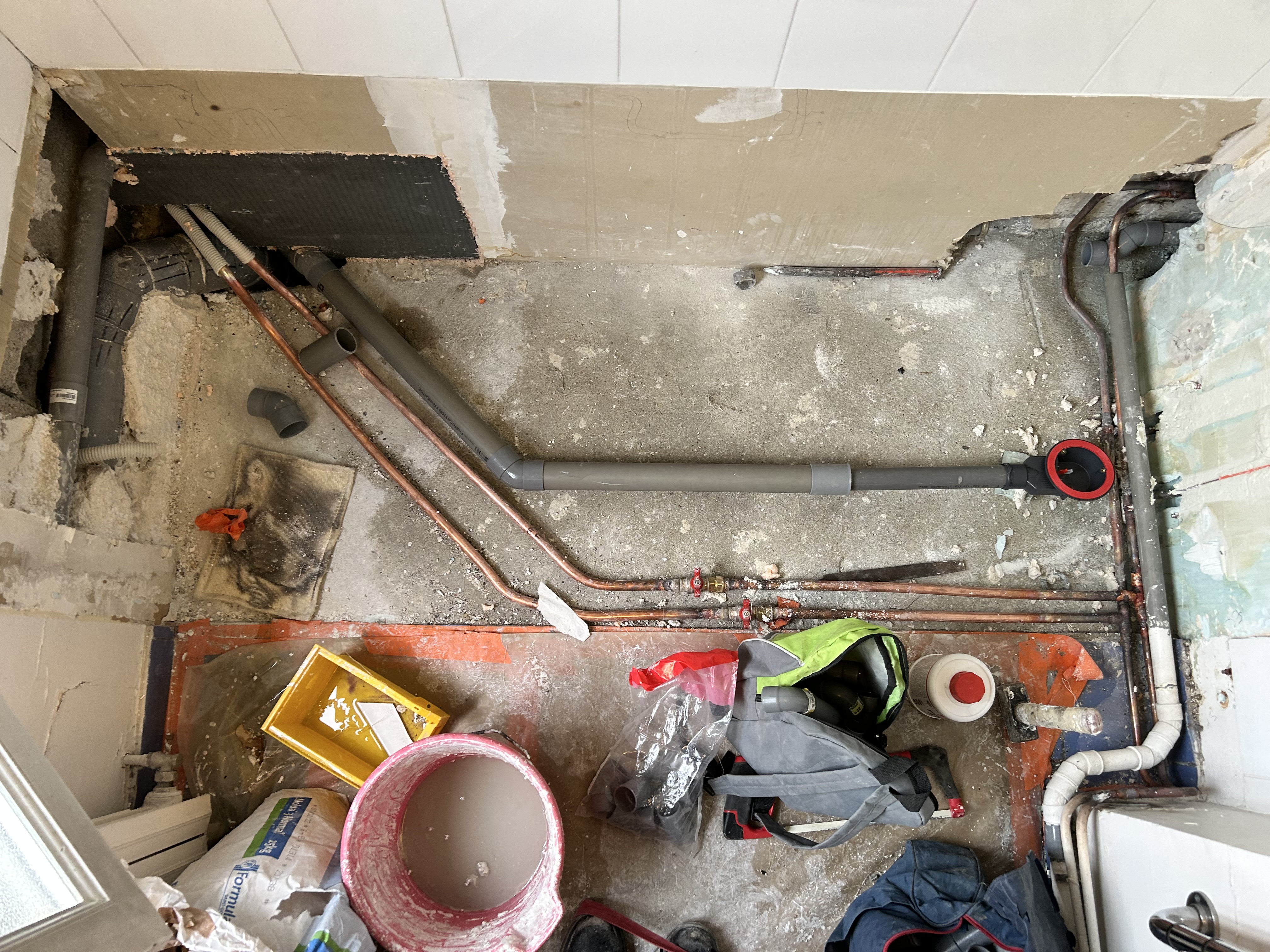 Installation canalisations cuivre et PVC — K-plomb